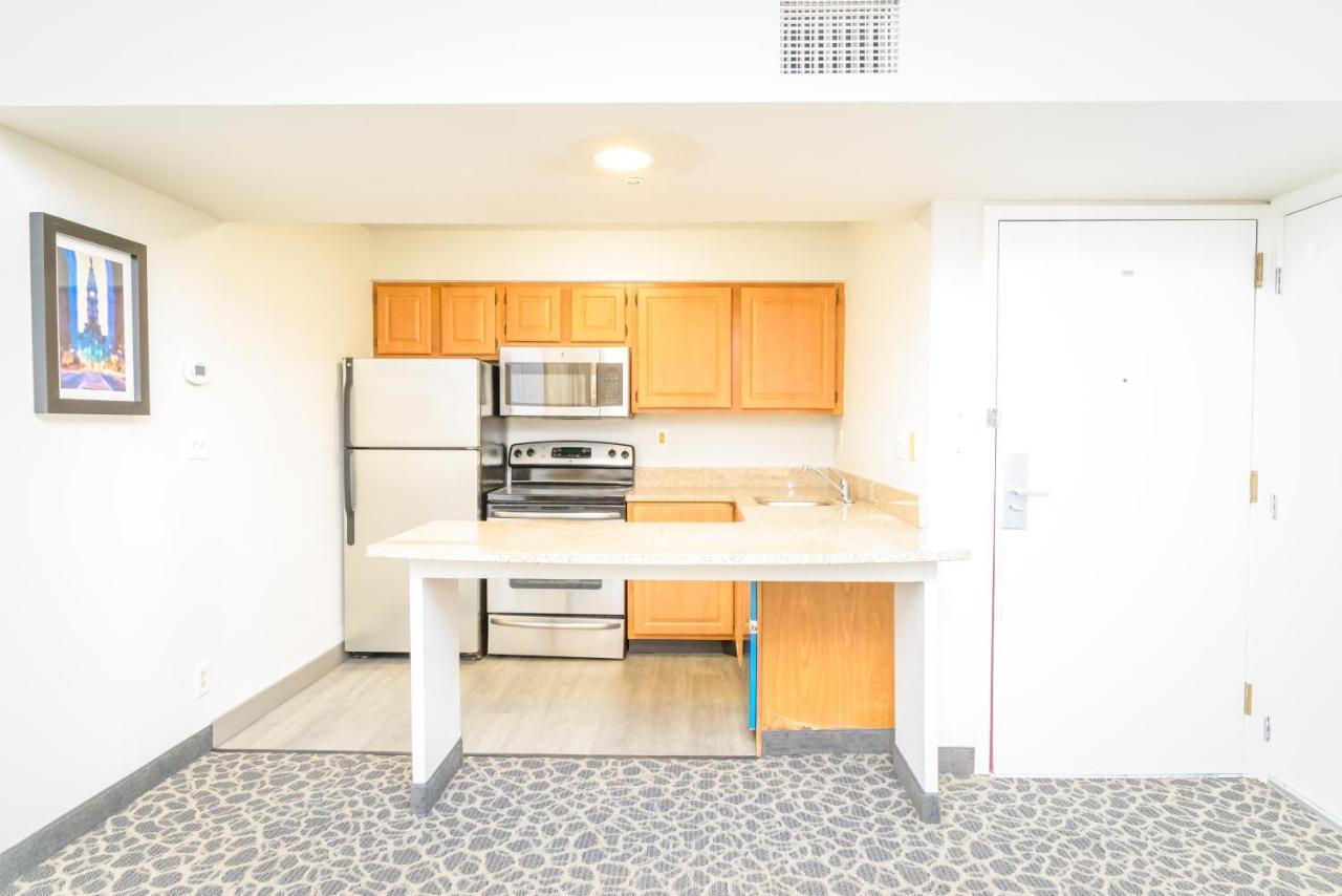 Philadelphia Suites At Airport - An Extended Stay Hotel 外观 照片