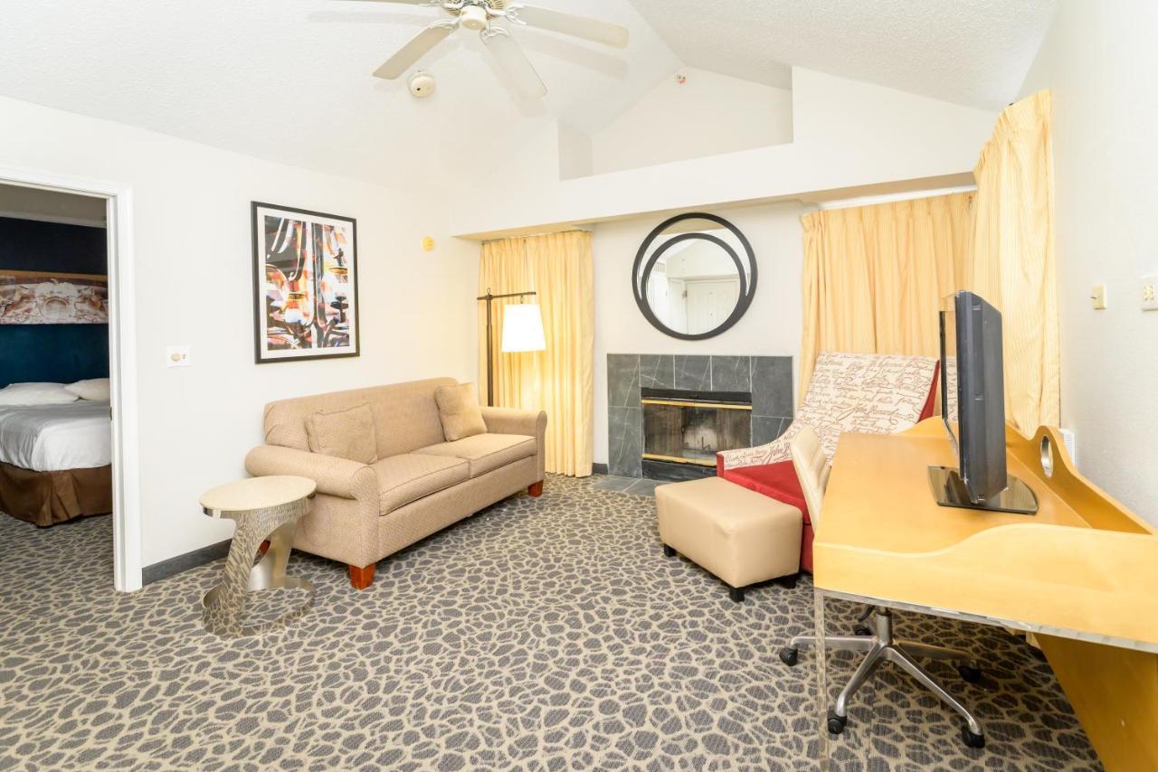 Philadelphia Suites At Airport - An Extended Stay Hotel 外观 照片